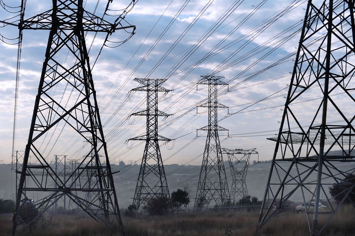 Benchmarking Study Reveals South Africa’s Slow Grid Connection System