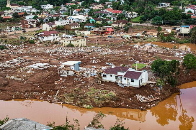 Brazil’s Devastating Floods: A Choice Between Rebuilding and Relocating